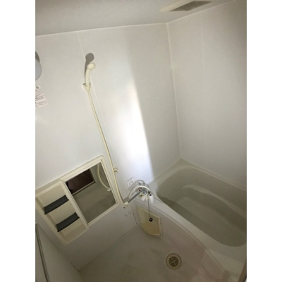 【浴室】 | グリーンパレス小林 | 落ち着いた空間のお風呂です