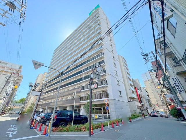スプランディッド十三本町の外観