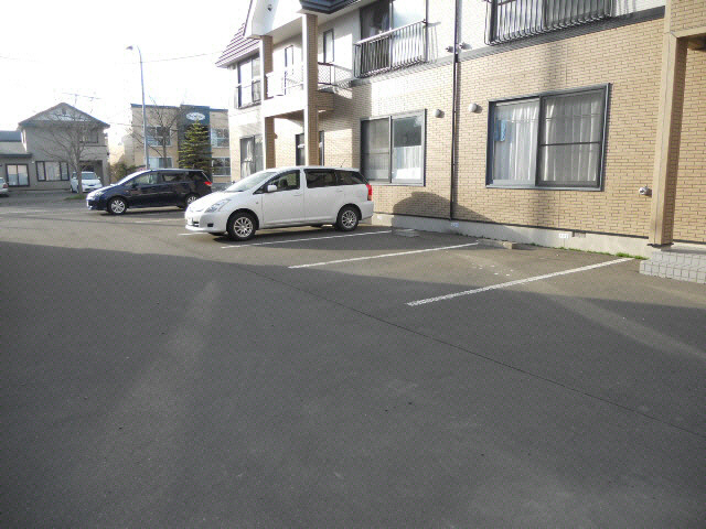 シャロームＫの駐車場