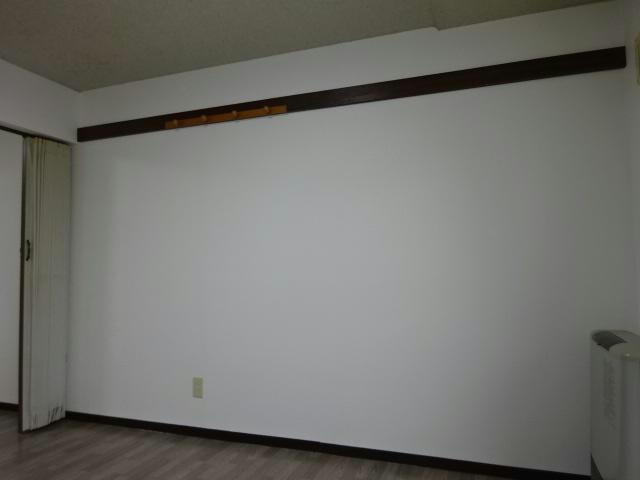 クローバーズマンションブリッジ24の居間・リビング