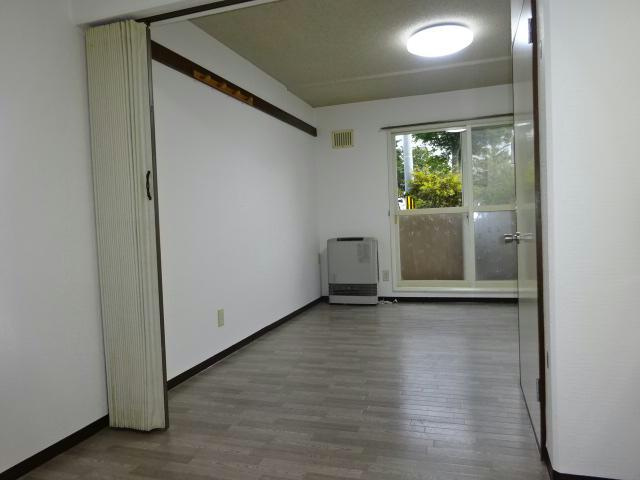 クローバーズマンションブリッジ24の居間・リビング