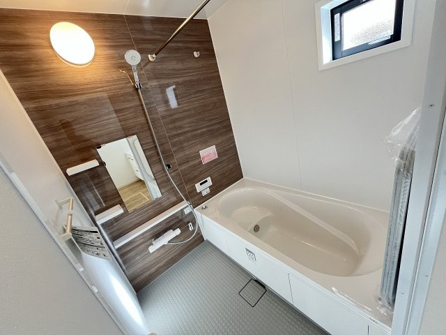 【内装】 | 福岡市博多区浦田2丁目1期　1号棟（全1棟）【仲介手数料無料・0円】 | 施工例。浴室です。施工例は完成時と異なる場合があります。