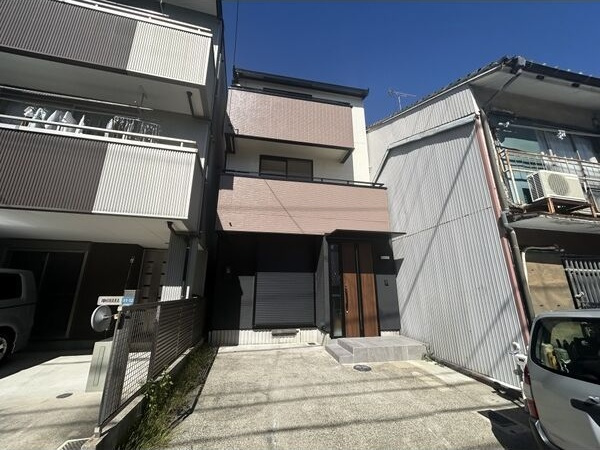 中村区大日町戸建の外観|きれいな外観です