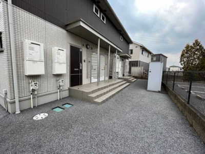 【エントランス】 | ラ･ルーチェ | エントランス