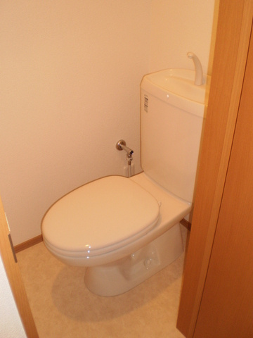 エメラルドハイツ永福のトイレ|バス・トイレ別