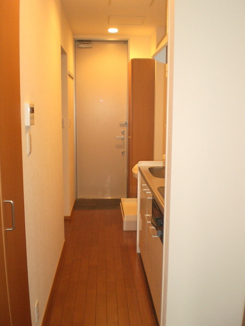 エメラルドハイツ永福の居間・リビング|廊下スペース