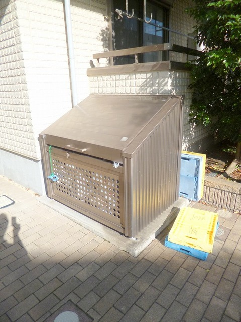 エメラルドハイツ永福のその他共用部分|★便利な敷地内ゴミストッカー★