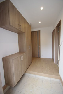 【玄関】 | 【仲介手数料無料！！】稲城市平尾2丁目　新築戸建て（全13棟）6号棟　4980万円