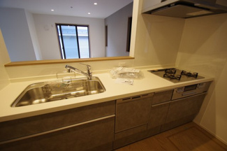 【キッチン】 | 【仲介手数料無料！！】稲城市平尾2丁目　新築戸建て（全13棟）6号棟　4980万円