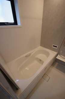 【浴室】 | 【仲介手数料無料！！】稲城市平尾2丁目　新築戸建て（全13棟）6号棟　4980万円