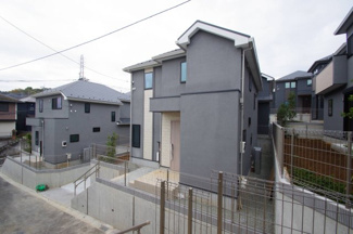 【外観】 | 【仲介手数料無料！！】稲城市平尾2丁目　新築戸建て（全13棟）6号棟　4980万円