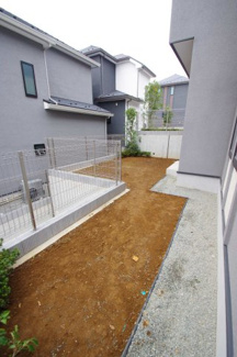 【庭】 | 【仲介手数料無料！！】稲城市平尾2丁目　新築戸建て（全13棟）6号棟　4980万円