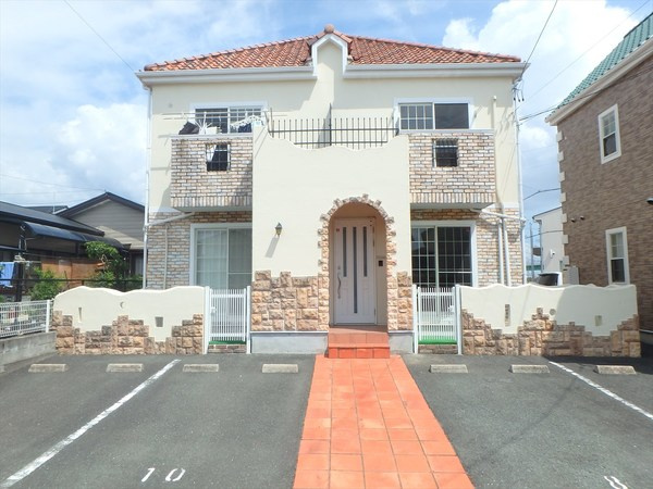 フリューゲルB棟