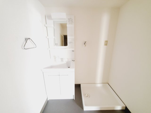 グレースメモリー宝塚の独立洗面台