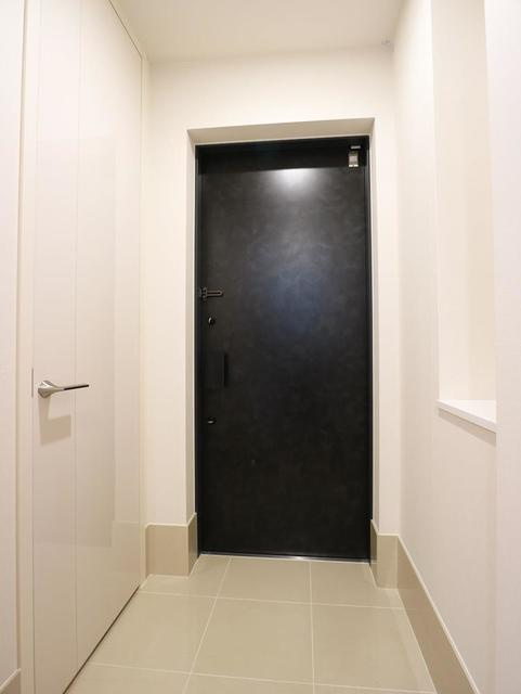 ＴＨＥ千代田麹町ＴＯＷＥＲの玄関|※写真は同タイプ住戸です。