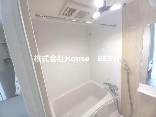 セレニテ兵庫エクラの浴室