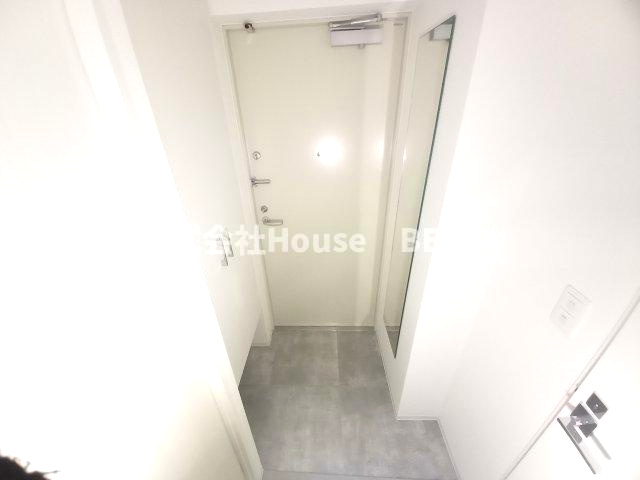 セレニテ兵庫エクラの玄関