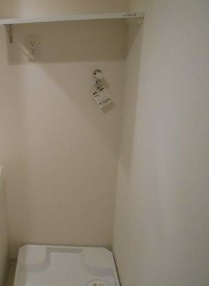 【設備】 | エスタジオ荻窪 | 室内洗濯機置き場。
