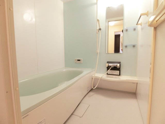 グリーンカトレアの浴室