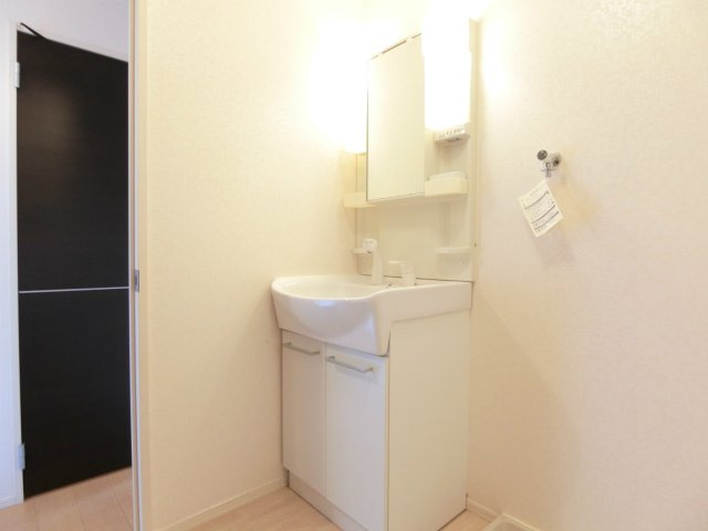 グリーンカトレアの独立洗面台