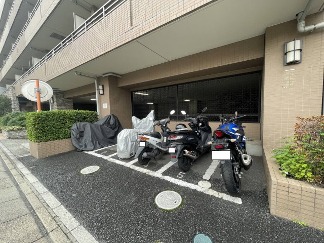 アーデル墨田文花の駐輪場