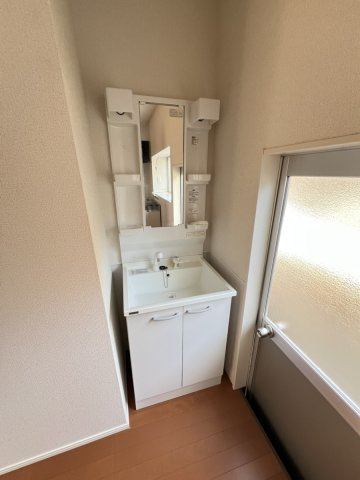 高下東町貸家（５棟）の独立洗面台