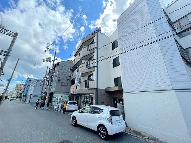 ヴァンスタージュ神崎川の外観