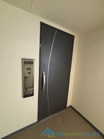 厚木第９ダイヤモンドマンションの玄関