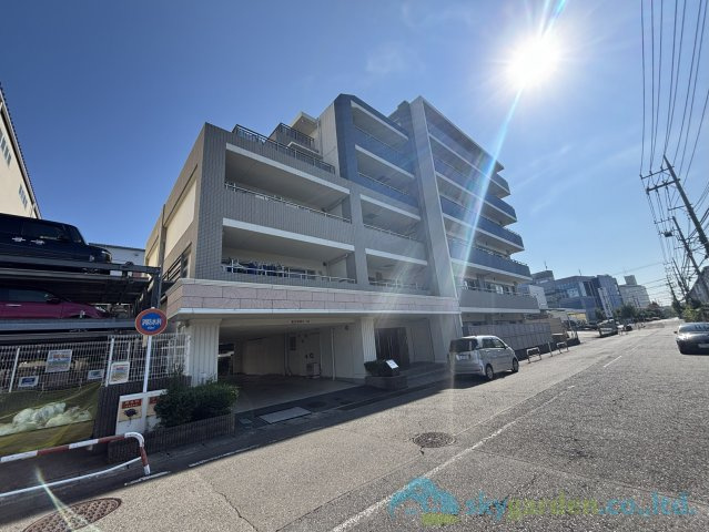 厚木第９ダイヤモンドマンションの外観