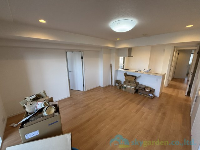 厚木第９ダイヤモンドマンションの居間・リビング