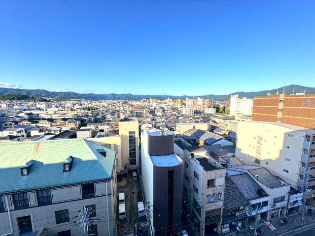 ◆２０２５年１０月リフォーム完了◆ペット飼育可能◆高層階のため眺望良好◆パークホームズ今出川の展望|バルコニーからの眺望