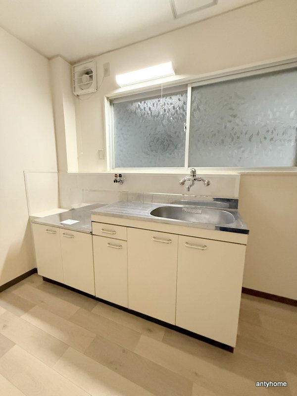 メゾンロータリー　仲介手数料無料のキッチン