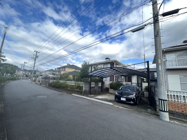 【前面道路含む現地写真】の画像