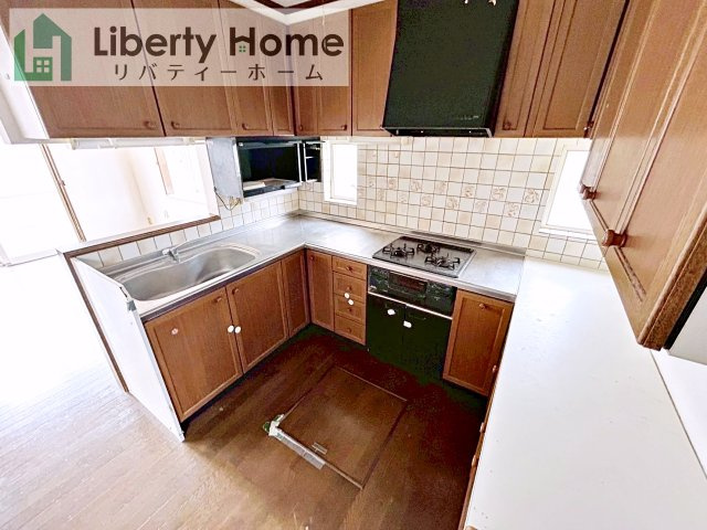 水戸市元吉田町　中古戸建のキッチン