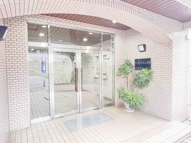 サンハイムフェニックス亀有のエントランス