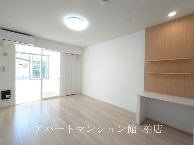 キーファー・リーフの居間・リビング|同施工会社、同型タイプです