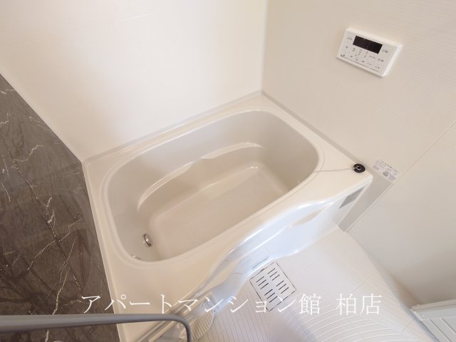 キーファー・リーフの玄関|同施工会社、同型タイプです