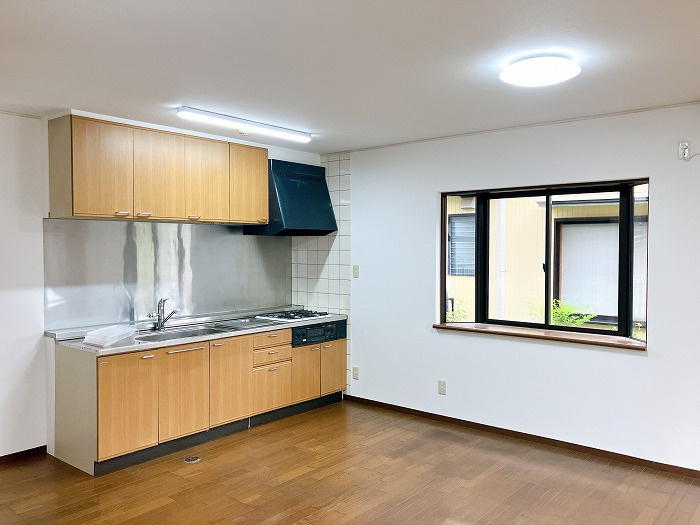 リフォーム中古戸建　大垣市笠木町　平成9年築のキッチン