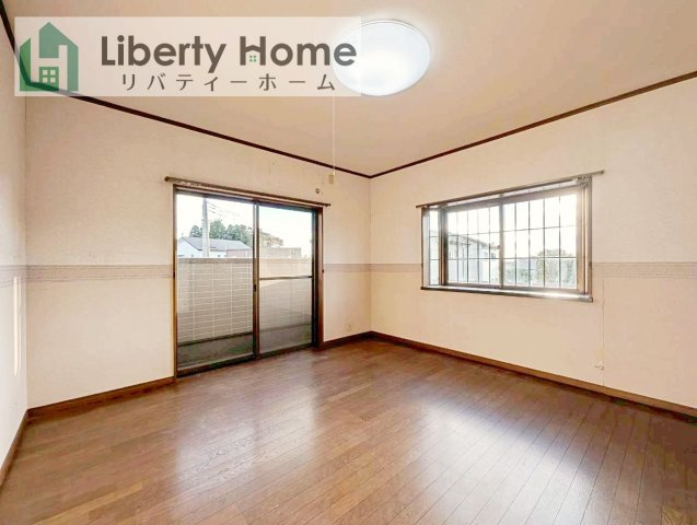 ひたちなか市市毛　中古戸建の寝室