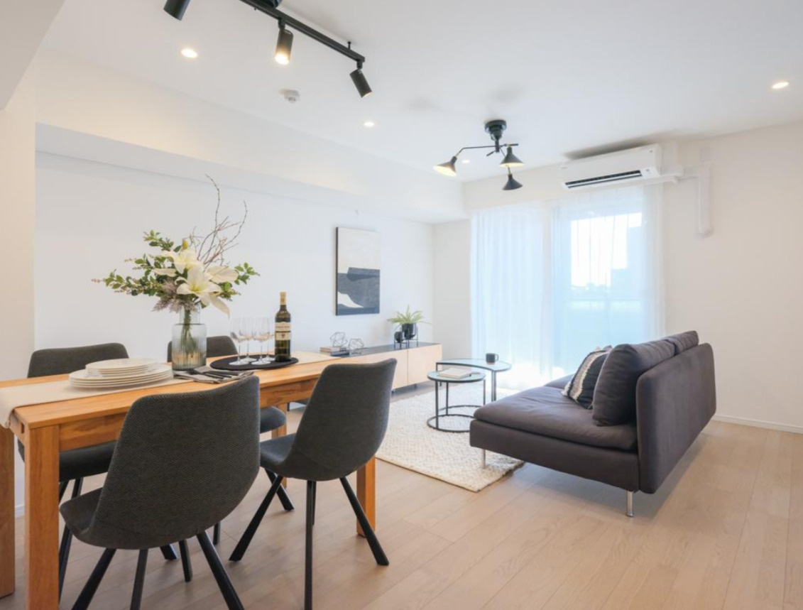 ヴィルヌーブタワー横浜・関内【仲介手数料無料】ペット可♪の居間・リビング