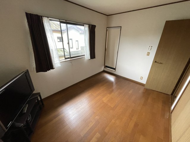 山武市井之内11-14　中古売戸建ての洋室