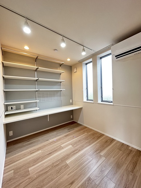 Ｇｒａｎｄ　Ｍａｉｓｏｎ　青井の洋室|★ワークスペース★