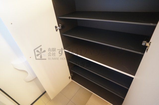 EXCEED宝塚の玄関