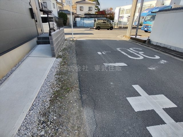 【前面道路含む現地写真】 | 川越市石原町 | 都市ガス・本下水