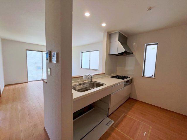 うるま市字川田の新築一戸建のキッチン