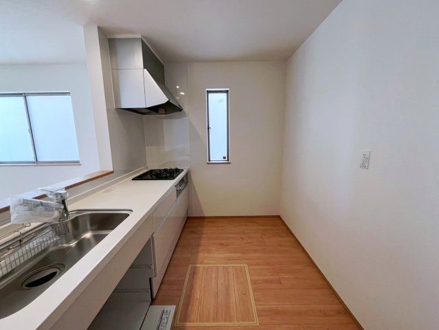 うるま市字川田の新築一戸建のキッチン