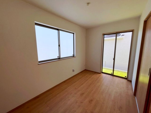 うるま市字川田の新築一戸建の洋室|5帖