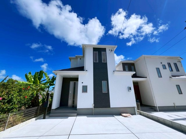 うるま市字川田の新築一戸建の外観|駐車3台可能