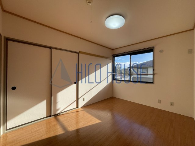 リヴェール高沢ⅡBの寝室