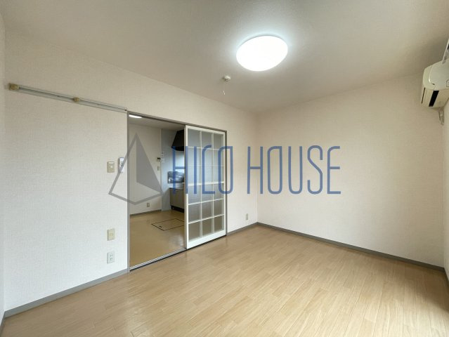 リヴェール高沢ⅡBの居間・リビング